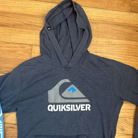 Quicksilver 2 Boys Tees - Picture 2 of 9